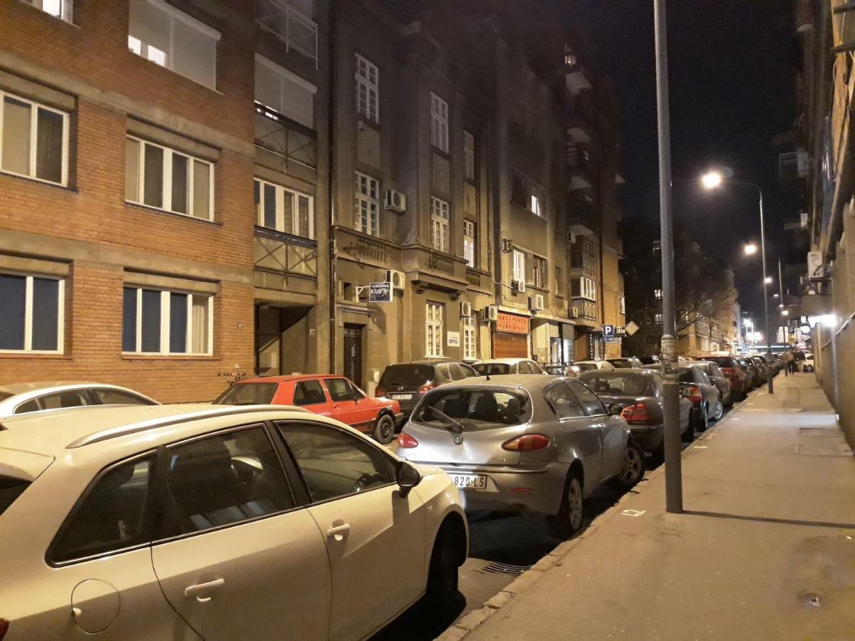 Sweet Yellow Apartment Belgrad Exteriör bild